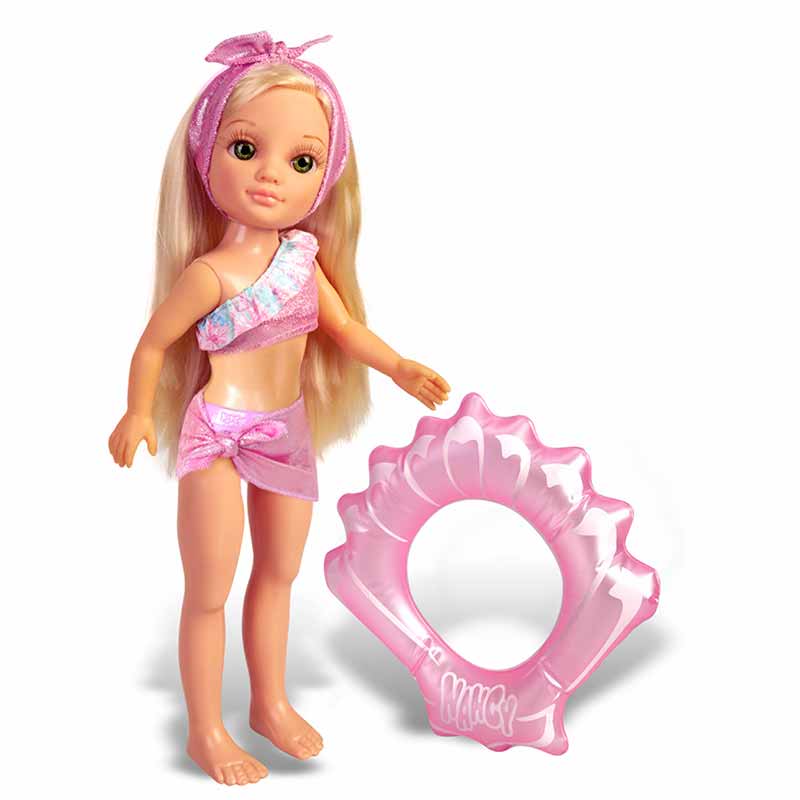 Boneca Nancy, um dia de verão