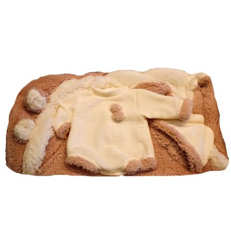 Roupa bebé reborn 40 cm babygrow beige e manta