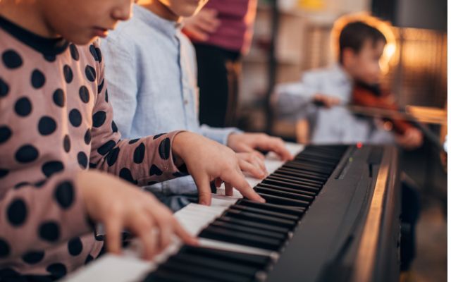 comprar instrumentos musicais para criança online